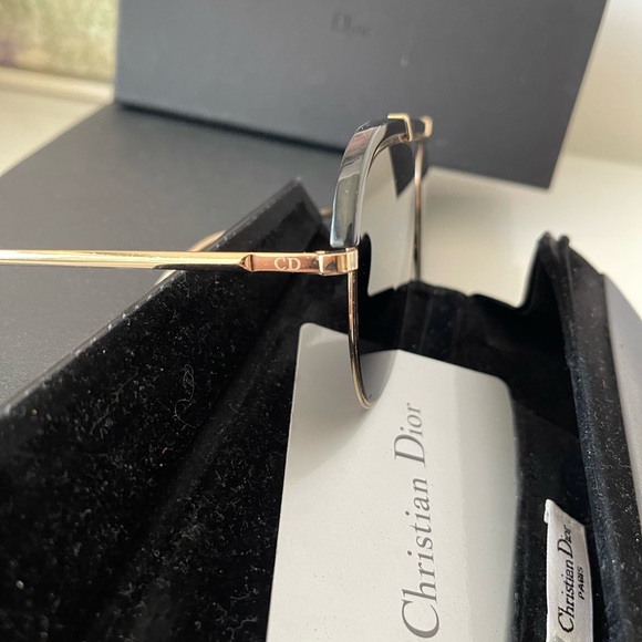 Dior Desertic 9G007 Aviator Sunglasses Unisex
Dark Havana - Picture 7 of 7